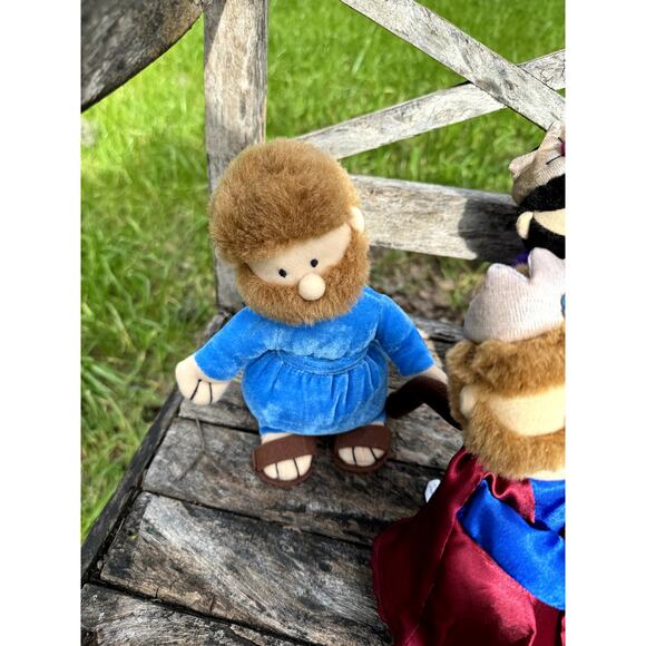 Vintage DMCP Plush Nativity Set - Picture 2 of 15